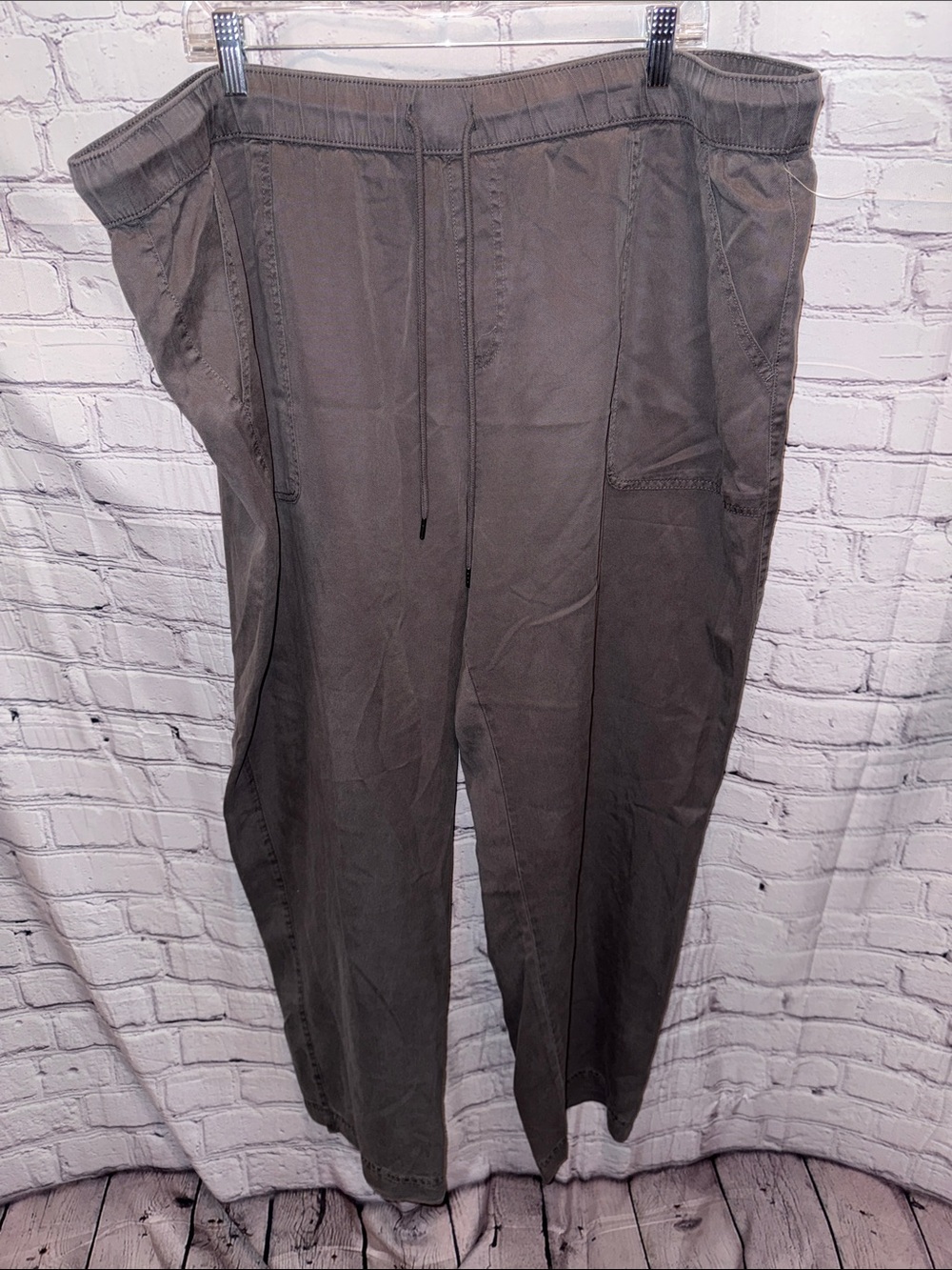 Jones New York Charcoal/Dark Grey Drawstring Trousers